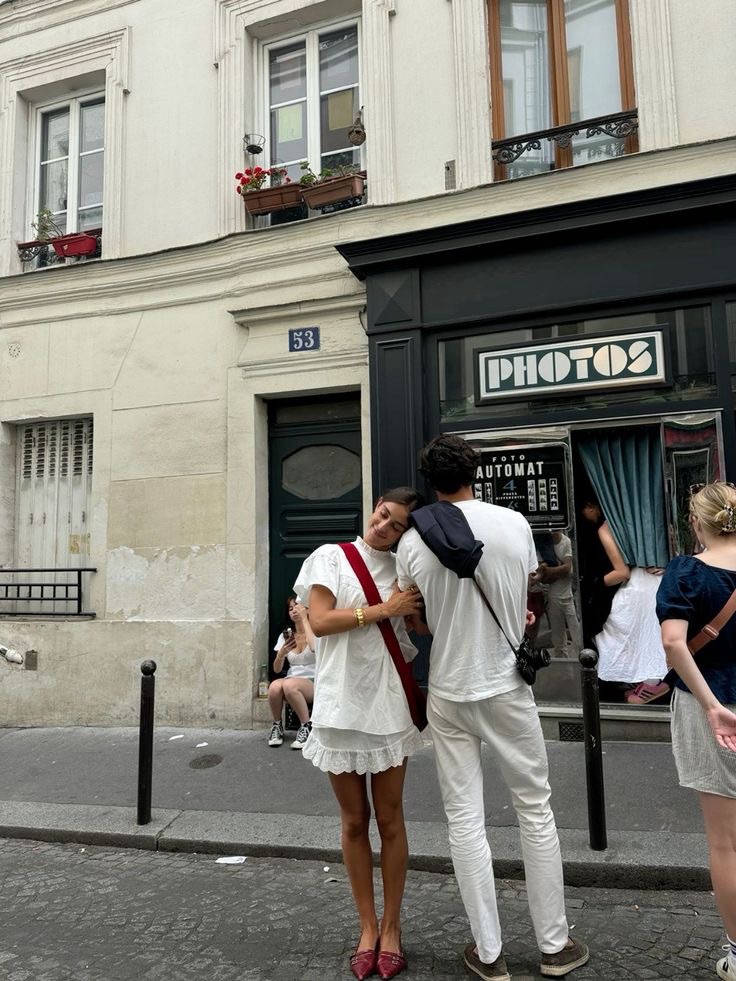 The Dating Clichés I’m Over (And You Should Be&nbsp;Too)