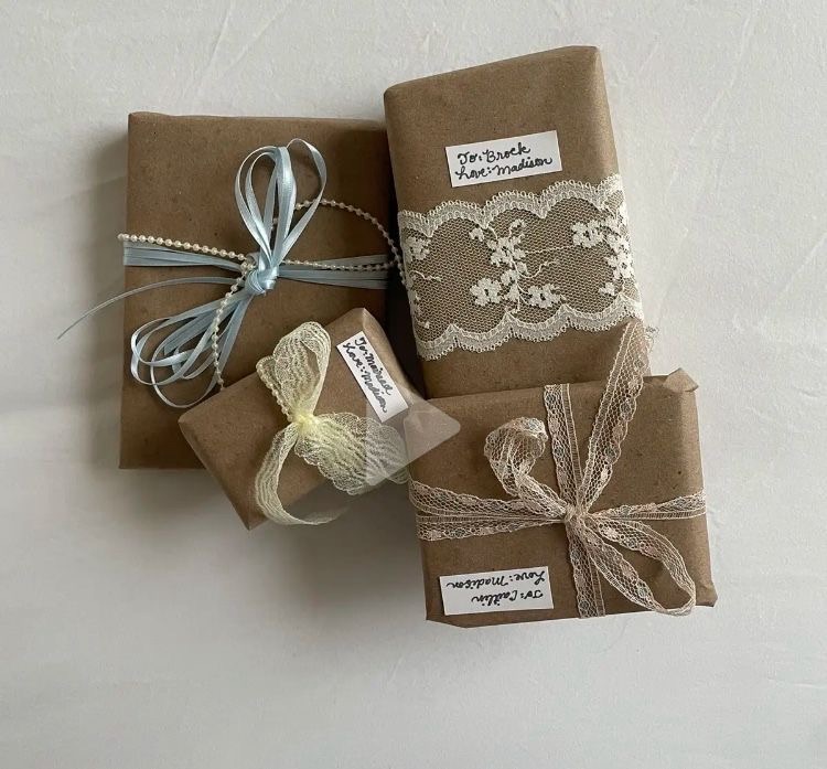 The Ultimate It-Girl Gift&nbsp;Guide&nbsp;